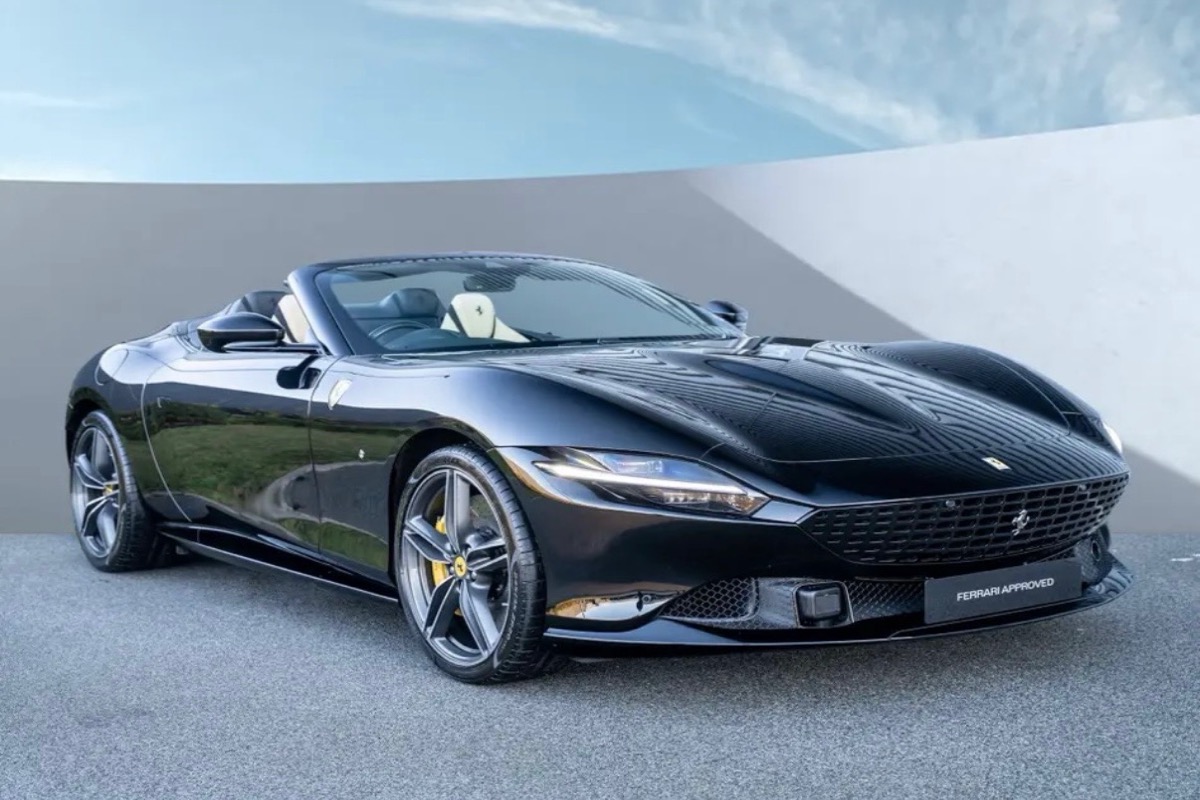 Ferrari Roma Spider