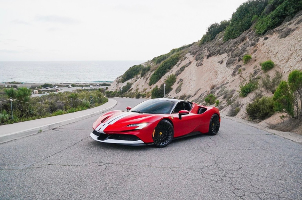 Ferrari SF90 Stradale